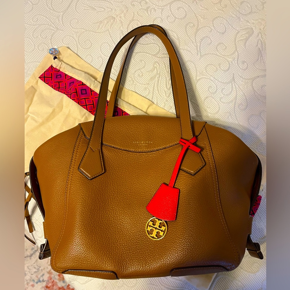 Tory Burch Perry Satchel in Brown Leather